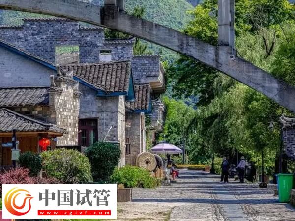 景德鎮(zhèn)人工助孕婦幼好還是人民醫(yī)院好？(圖1)