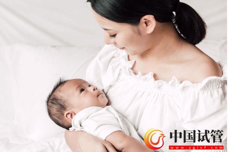 P中國試管嬰兒當(dāng)媽，給試管行業(yè)增添了新的色彩(圖2)